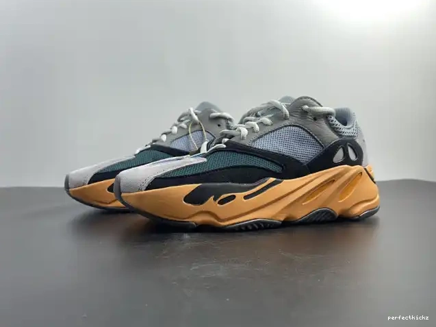 V2 Adidas 700 Yeezy Sun Boost GW0296 0527